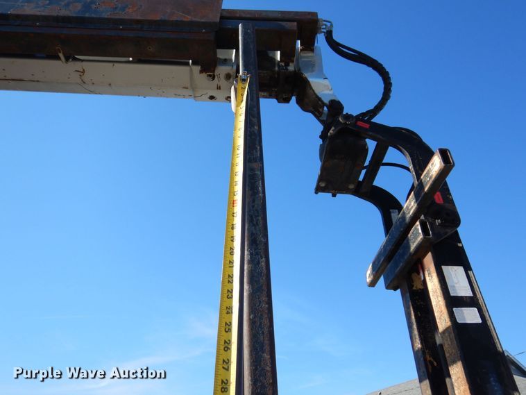 image for item JL9771 2000 Sterling LT9500  crane truck