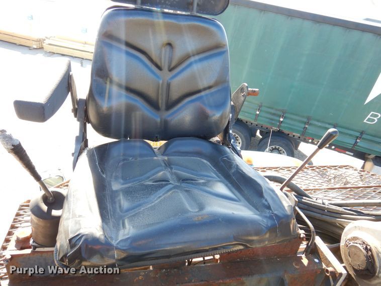 image for item JL9771 2000 Sterling LT9500  crane truck