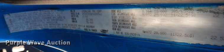 image for item JL9771 2000 Sterling LT9500  crane truck