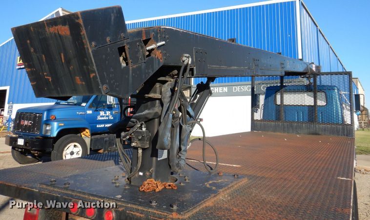 image for item JL9772 1997 International 4700  flatbed truck