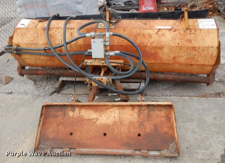 image for item JR9075 MB  84" W skid steer broom