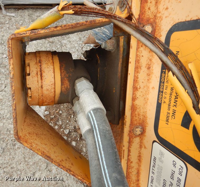 image for item JR9075 MB  84" W skid steer broom