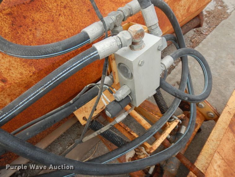 image for item JR9075 MB  84" W skid steer broom