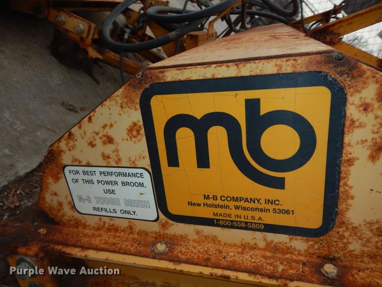 image for item JR9075 MB  84" W skid steer broom