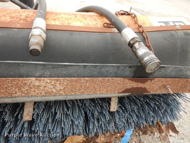 image for item JR9075 MB  84" W skid steer broom