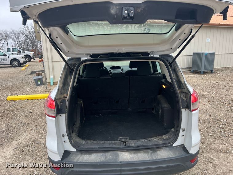 image for item JU9756 2014 Ford Escape S  SUV