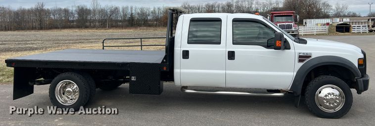 image for item JU9768 2008 Ford F550 Super Duty XL  Crew Cab flatbed truck