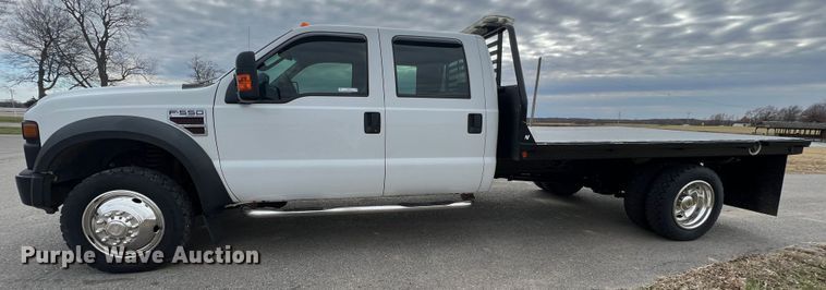 image for item JU9768 2008 Ford F550 Super Duty XL  Crew Cab flatbed truck