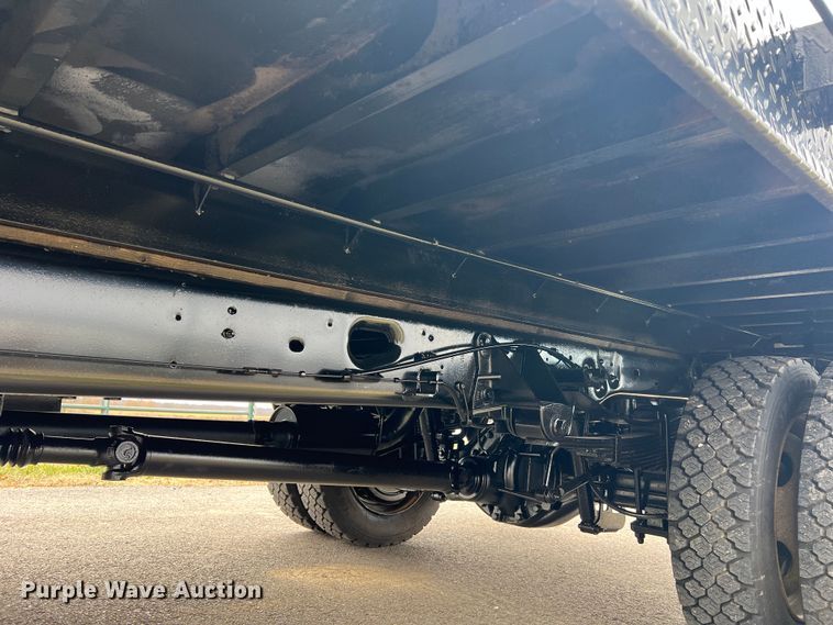 image for item JU9768 2008 Ford F550 Super Duty XL  Crew Cab flatbed truck