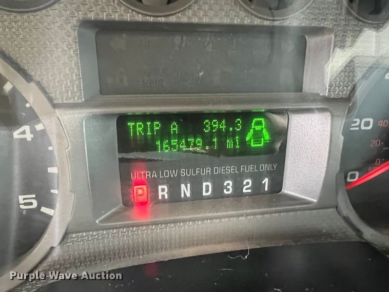 image for item JU9768 2008 Ford F550 Super Duty XL  Crew Cab flatbed truck