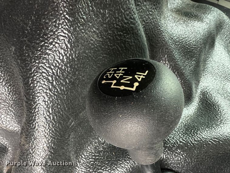 image for item JU9768 2008 Ford F550 Super Duty XL  Crew Cab flatbed truck