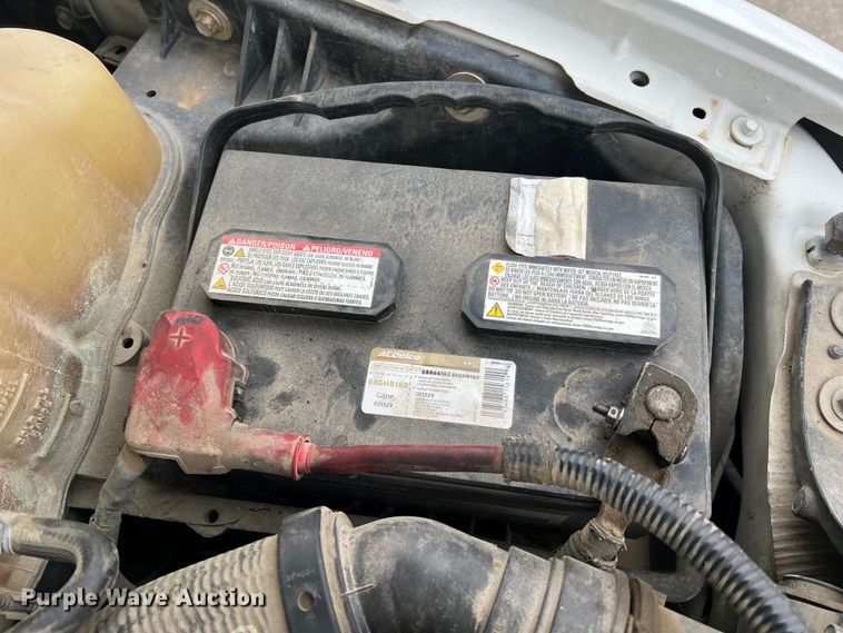 image for item JU9768 2008 Ford F550 Super Duty XL  Crew Cab flatbed truck