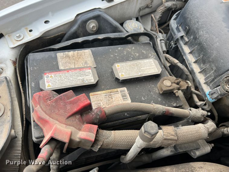 image for item JU9768 2008 Ford F550 Super Duty XL  Crew Cab flatbed truck