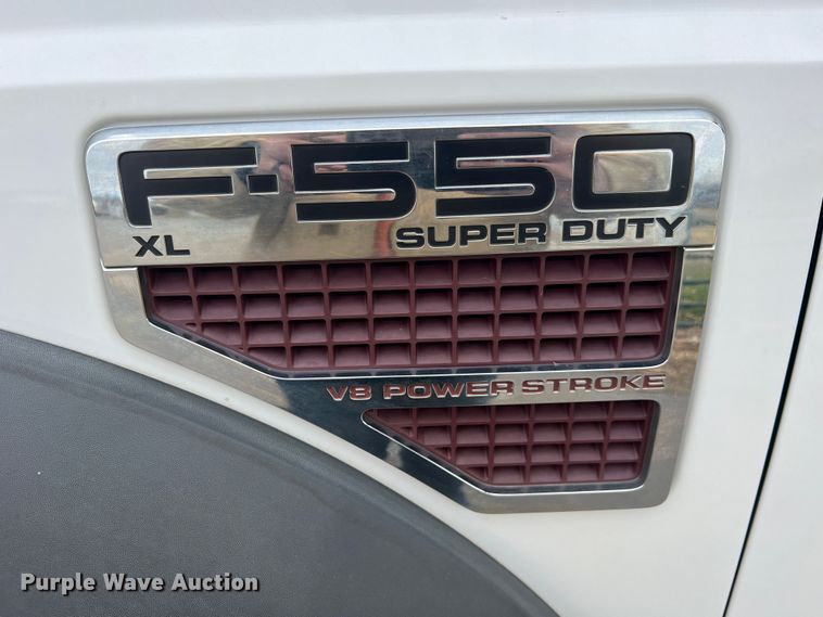 image for item JU9768 2008 Ford F550 Super Duty XL  Crew Cab flatbed truck