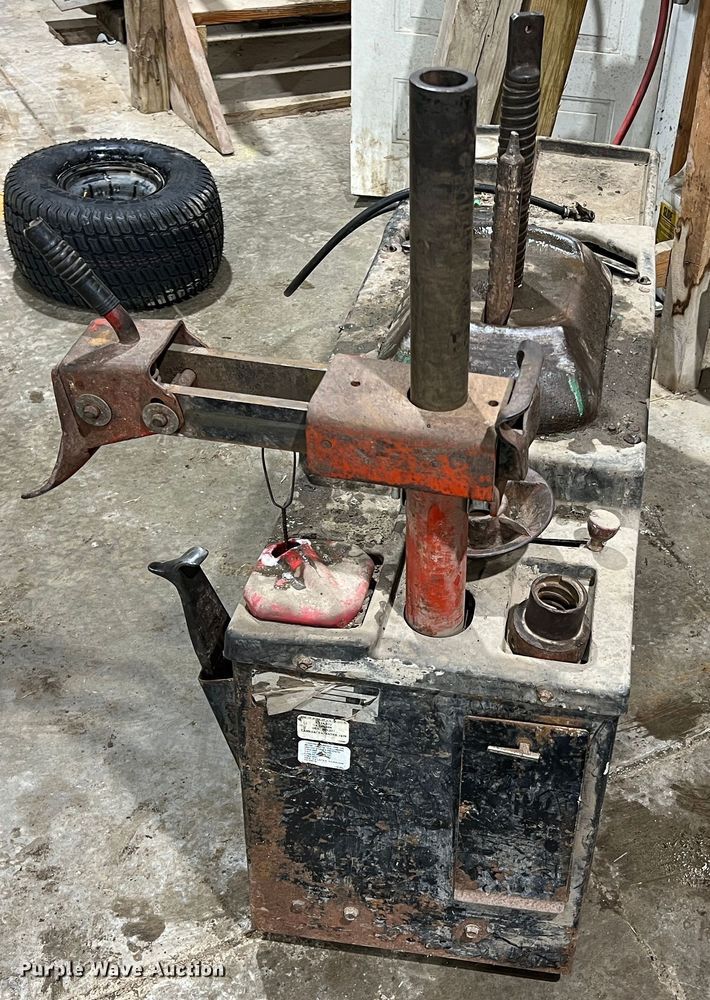 image for item JU9769 Coats 40-40SA  tire machine