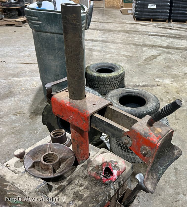 image for item JU9769 Coats 40-40SA  tire machine