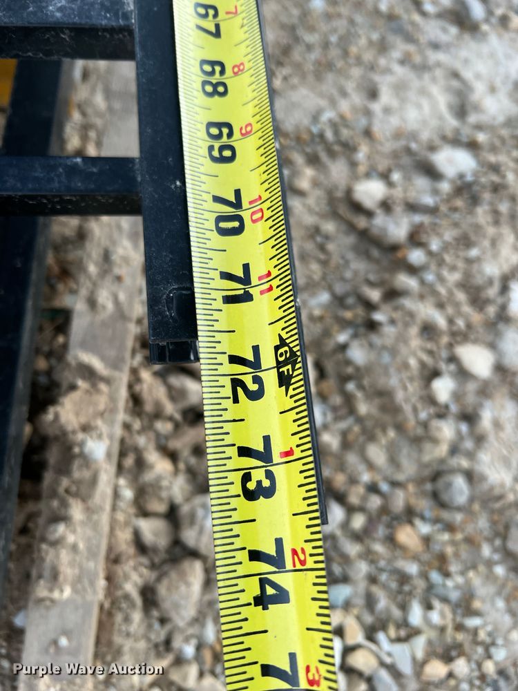 image for item JU9803 Aluminum fencing materials