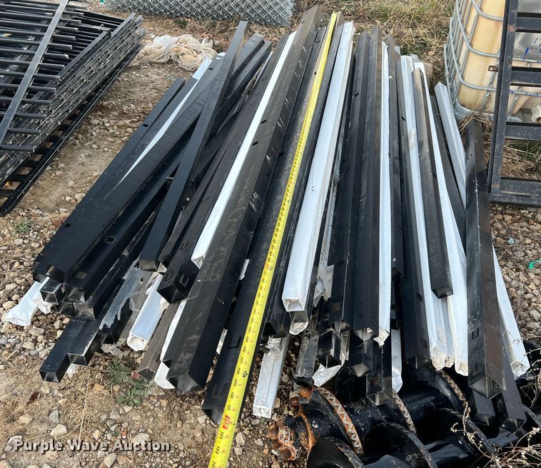 image for item JU9803 Aluminum fencing materials