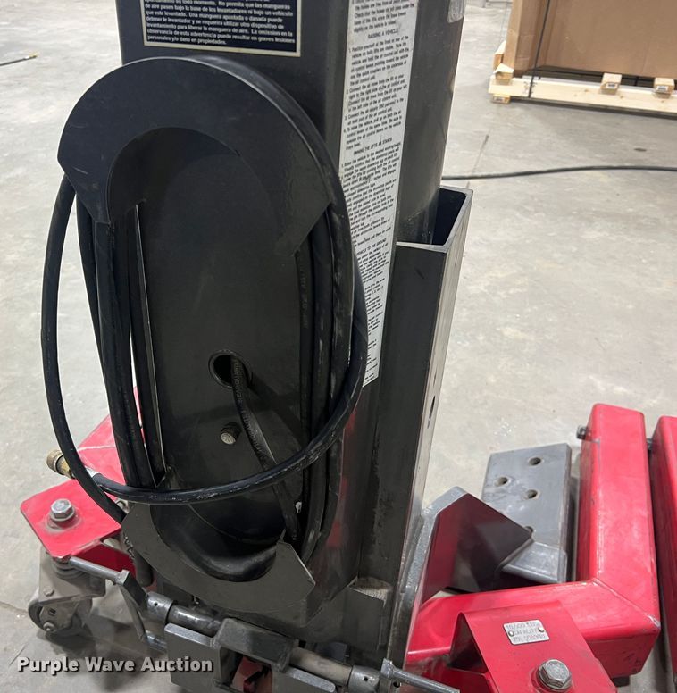 image for item JU9849 (2) Gray WL-20 wheel lift systems