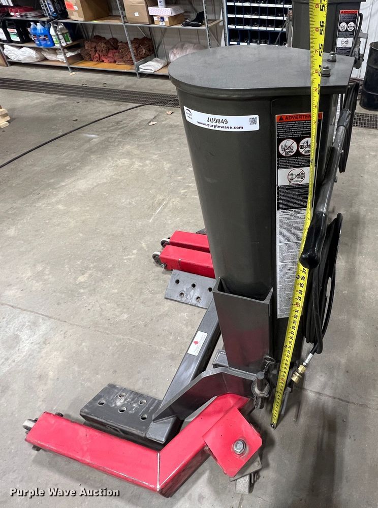 image for item JU9849 (2) Gray WL-20 wheel lift systems