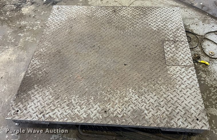 image for item JU9852 Storm 205  scale