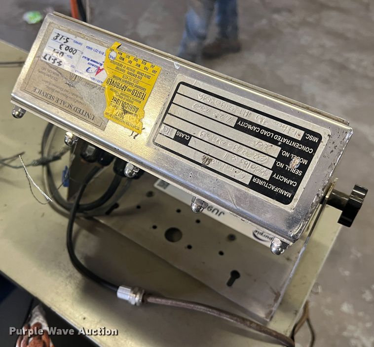 image for item JU9852 Storm 205  scale