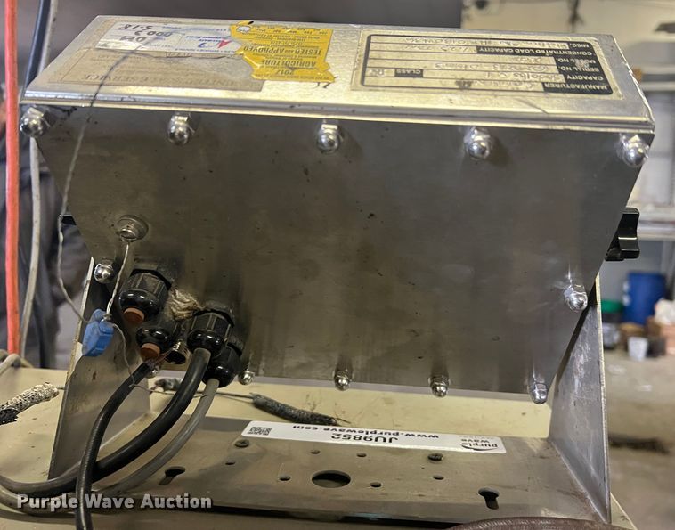 image for item JU9852 Storm 205  scale