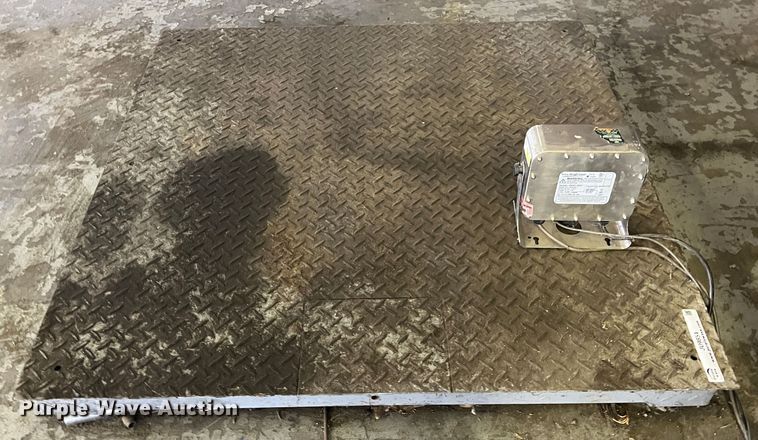 image for item JU9854 Avery Weigh-tronix ZM201-SD2  scale