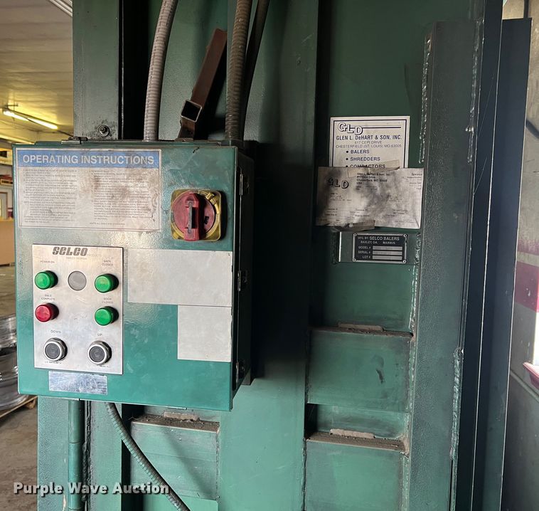 image for item JU9859 Selco Balers VI-5  recycling baler