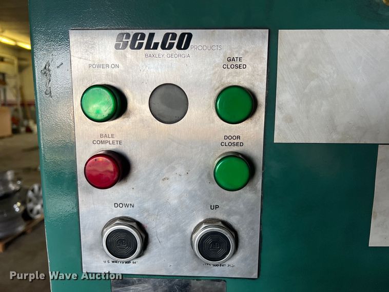 image for item JU9859 Selco Balers VI-5  recycling baler