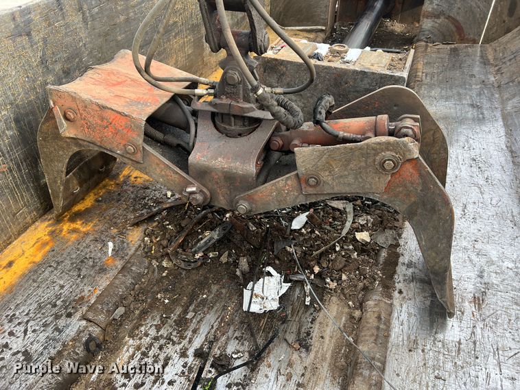 image for item JU9862 2006 Al-jon 580CL  car crusher