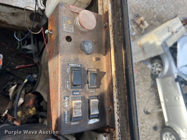 image for item JU9862 2006 Al-jon 580CL  car crusher