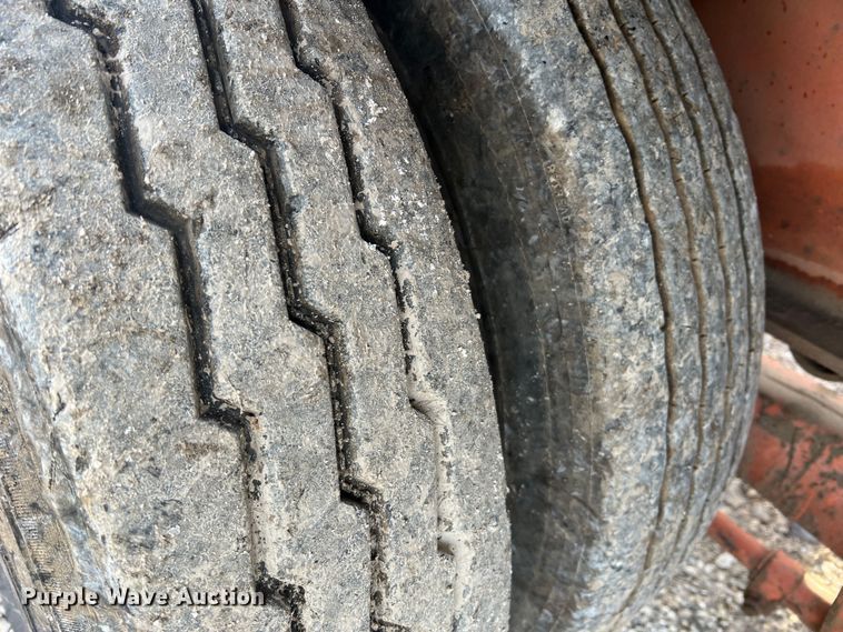 image for item JU9862 2006 Al-jon 580CL  car crusher