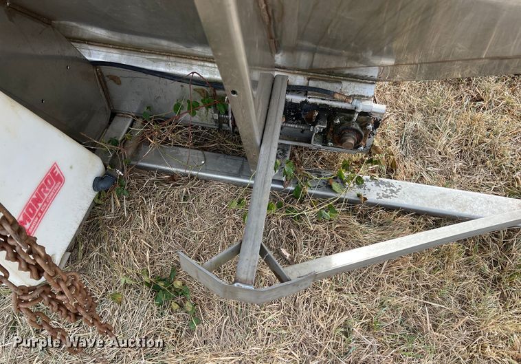 image for item JV9472 Monroe  spreader