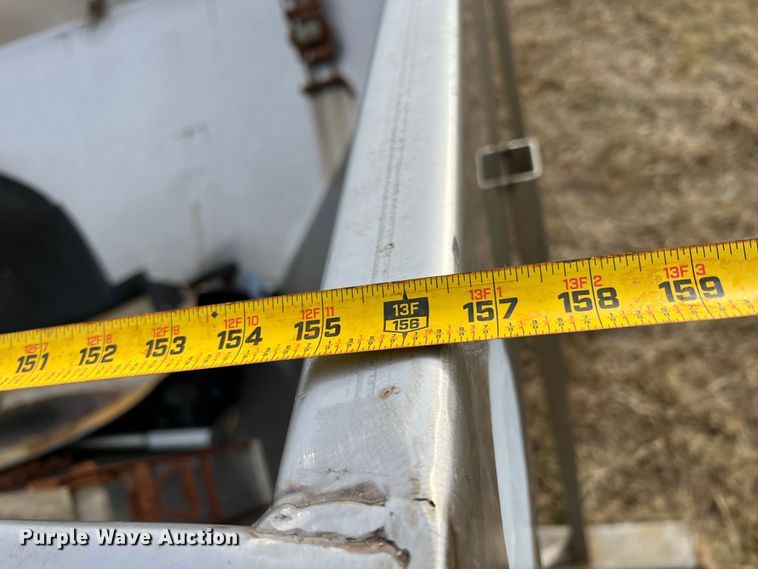 image for item JV9472 Monroe  spreader