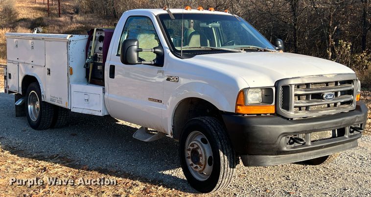 image for item JV9488 2001 Ford F450 Super Duty  utility / service truck