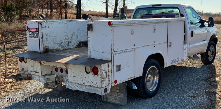 image for item JV9488 2001 Ford F450 Super Duty  utility / service truck