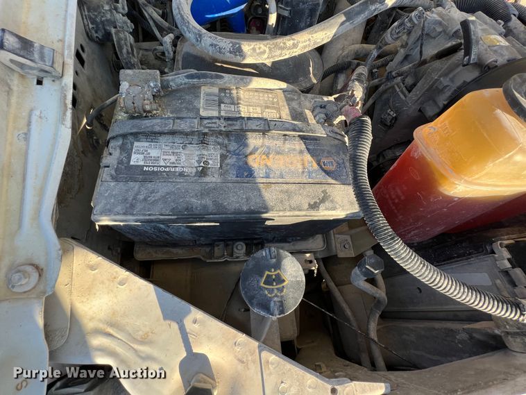 image for item JV9488 2001 Ford F450 Super Duty  utility / service truck