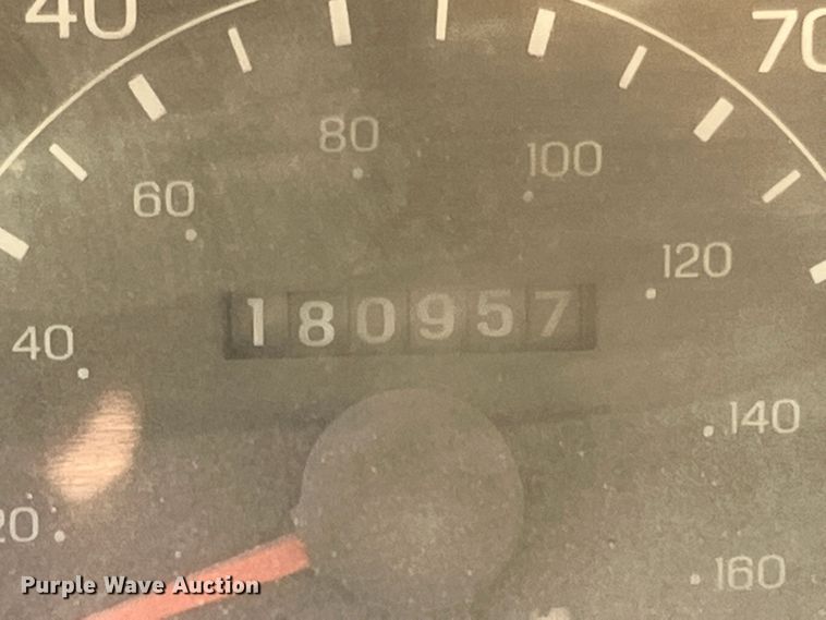 image for item JV9488 2001 Ford F450 Super Duty  utility / service truck