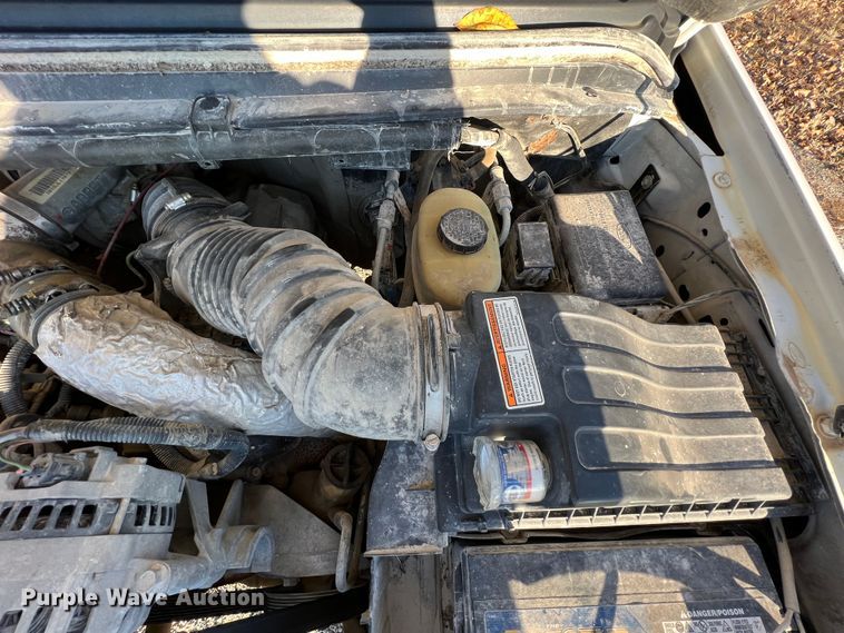 image for item JV9488 2001 Ford F450 Super Duty  utility / service truck