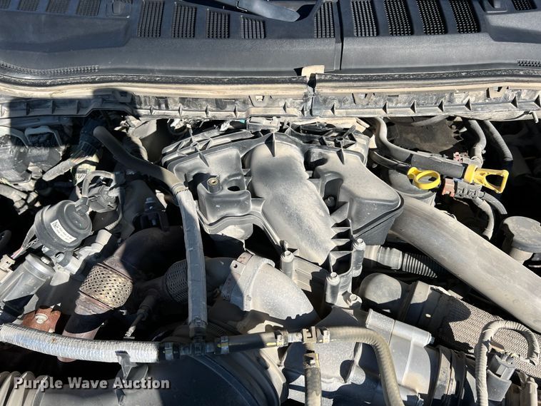 image for item JV9499 2019 Ford F450 Super Duty XLT  utility / service truck