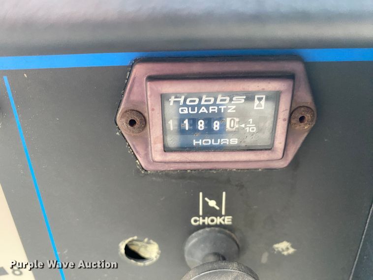 image for item JW9274 Miller Bobcat 250 NT  welder/generator