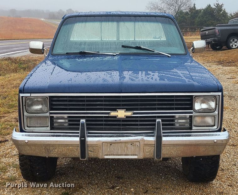 image for item JW9861 1983 Chevrolet K10  pickup truck