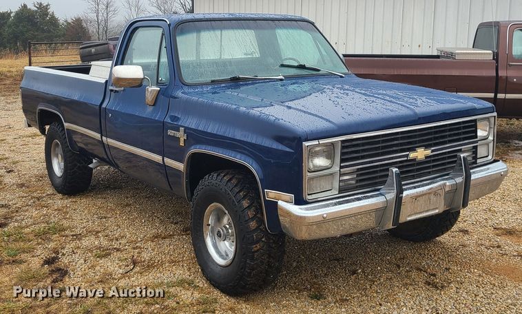 image for item JW9861 1983 Chevrolet K10  pickup truck