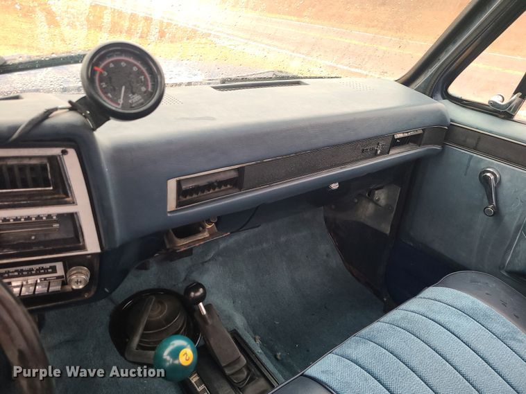 image for item JW9861 1983 Chevrolet K10  pickup truck