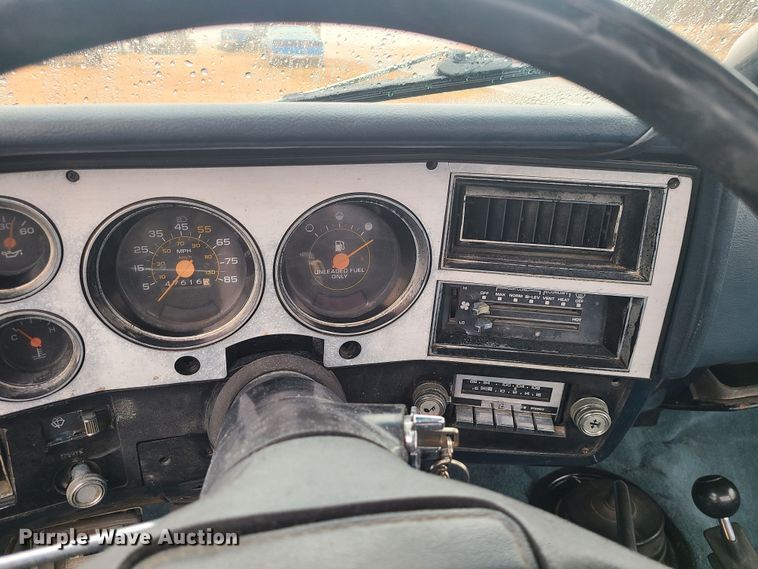 image for item JW9861 1983 Chevrolet K10  pickup truck