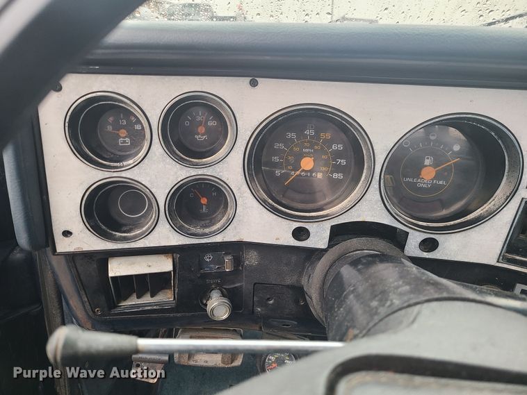 image for item JW9861 1983 Chevrolet K10  pickup truck