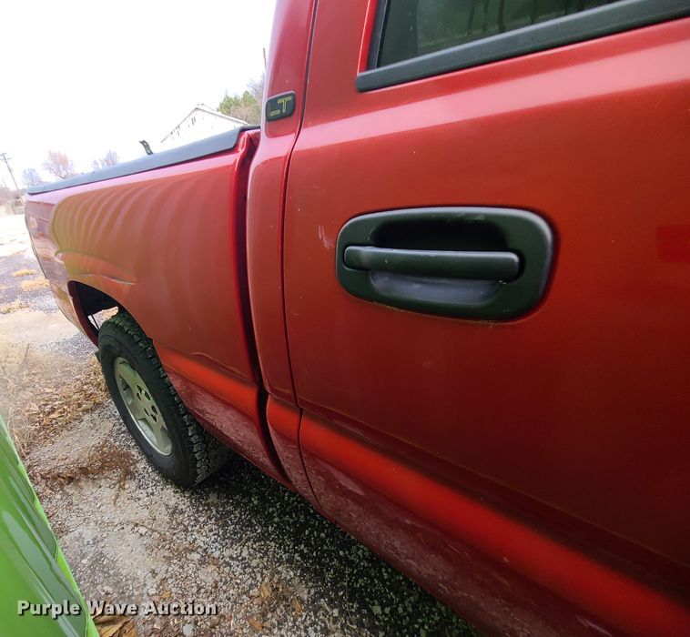 image for item JW9912 2006 Chevrolet Silverado 1500  Crew Cab pickup truck