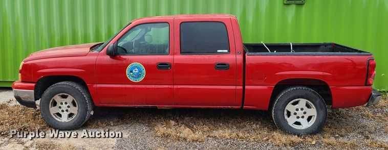 image for item JW9912 2006 Chevrolet Silverado 1500  Crew Cab pickup truck