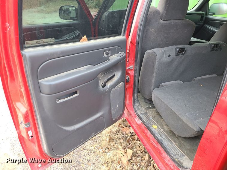 image for item JW9912 2006 Chevrolet Silverado 1500  Crew Cab pickup truck